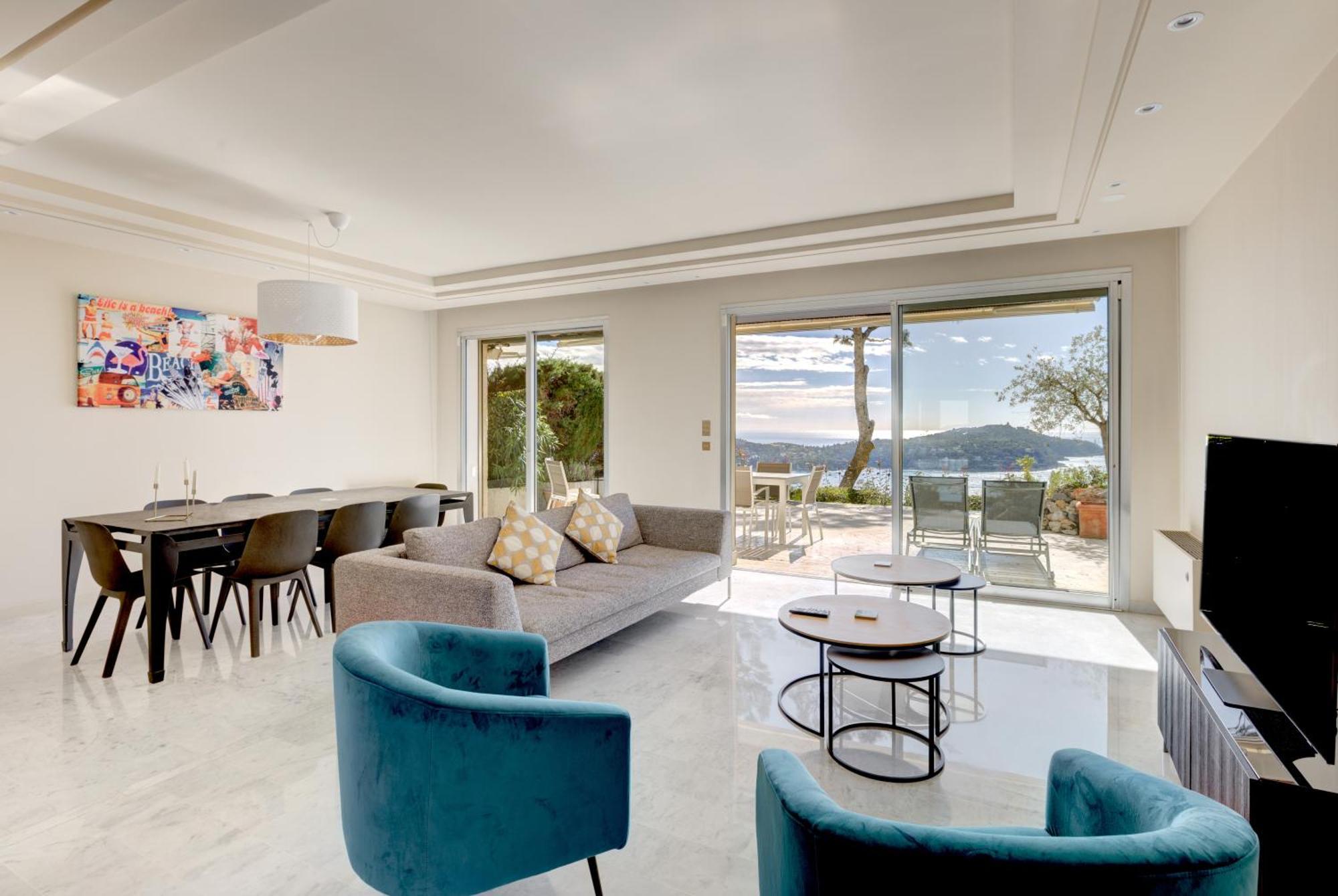 Giant Terrace On A Stunning View Apartment วีลล์ฟรองซ์-ซูร์-แมร์ ภายนอก รูปภาพ