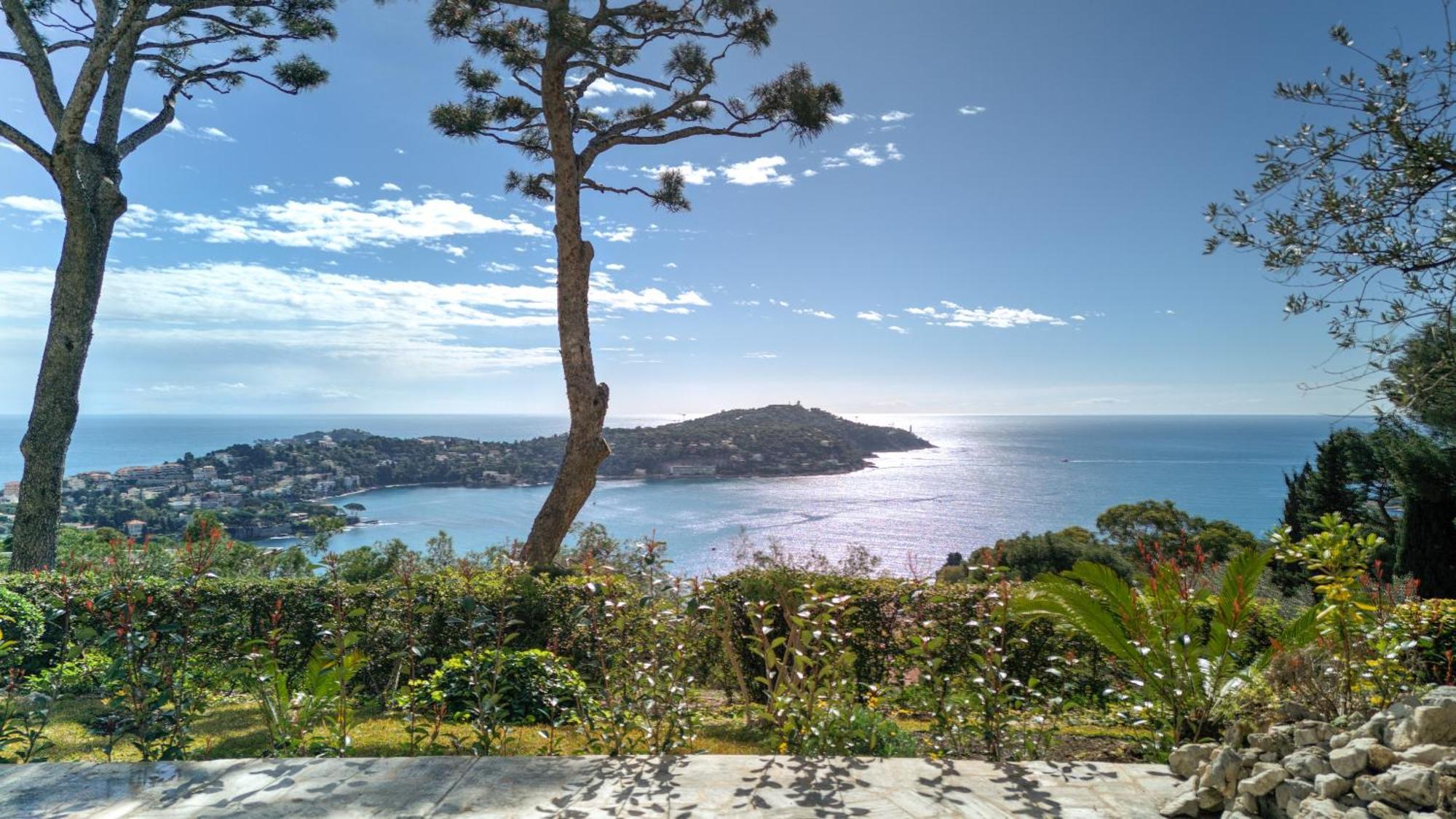 Giant Terrace On A Stunning View Apartment วีลล์ฟรองซ์-ซูร์-แมร์ ภายนอก รูปภาพ