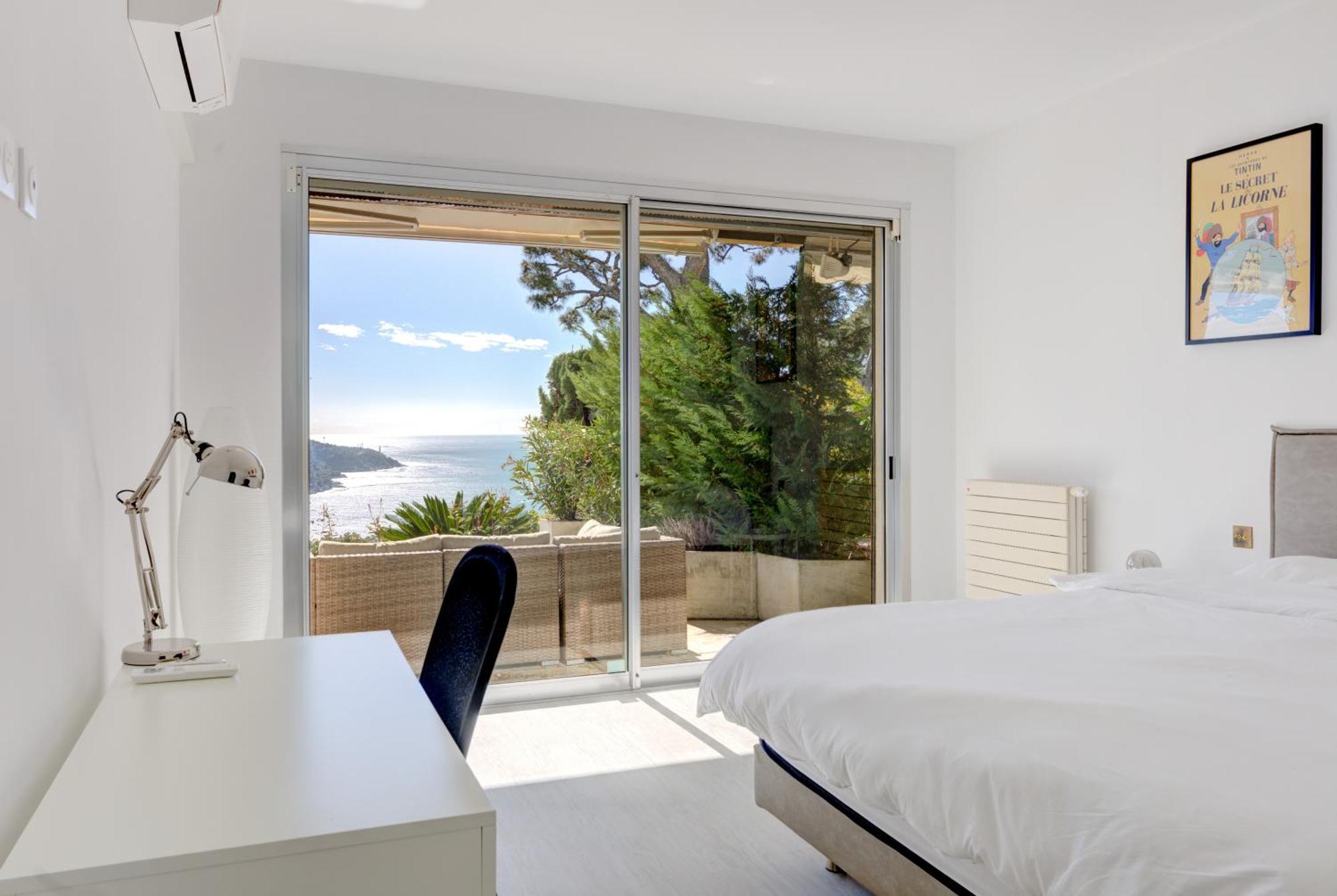 Giant Terrace On A Stunning View Apartment วีลล์ฟรองซ์-ซูร์-แมร์ ภายนอก รูปภาพ